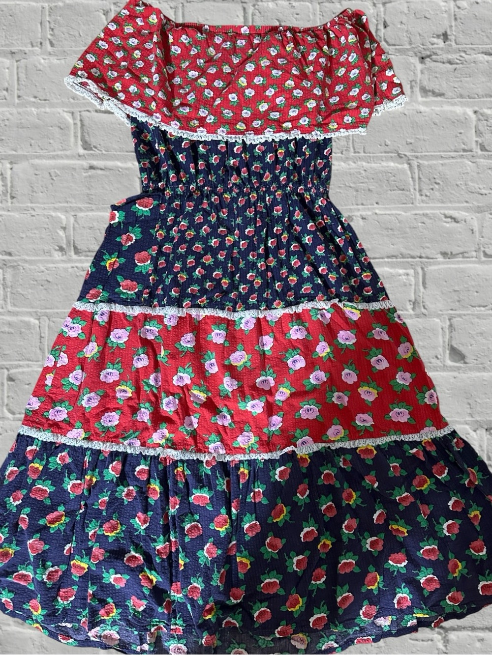 VINTAGE OFF SHOULDER HANDMADE FLORAL PRARIE DRESS MEDIUM